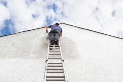 Peinture extérieure à Escot — façades et ravalement